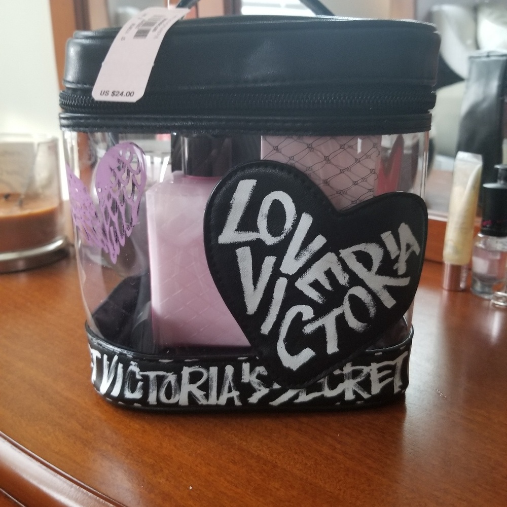 Victoria Secret Bag NWT